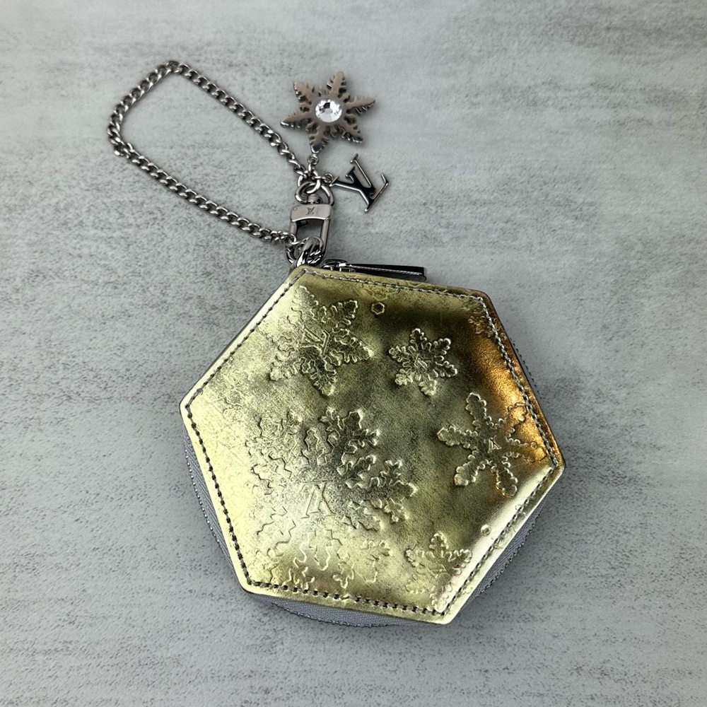 Louis Vuitton Gold Vernis Snowflake Coin Pouch